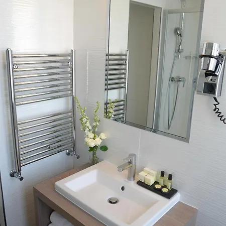 Hotel Saint-charles Parigi